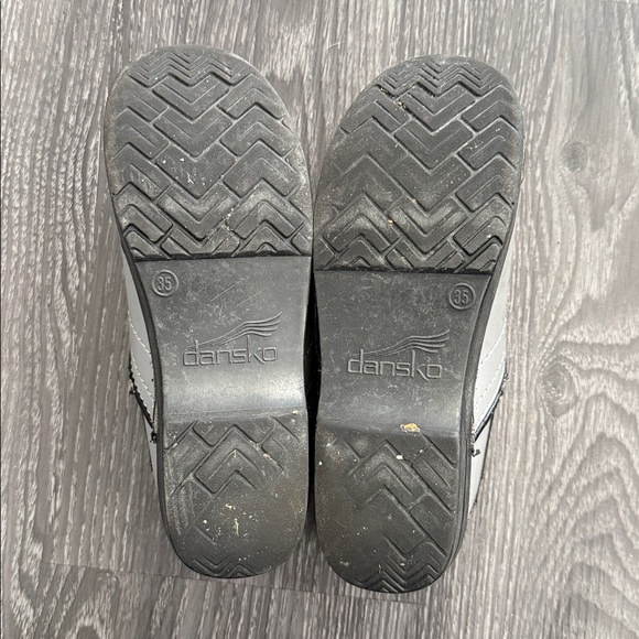 Dansko clogs. - Picture 6 of 6